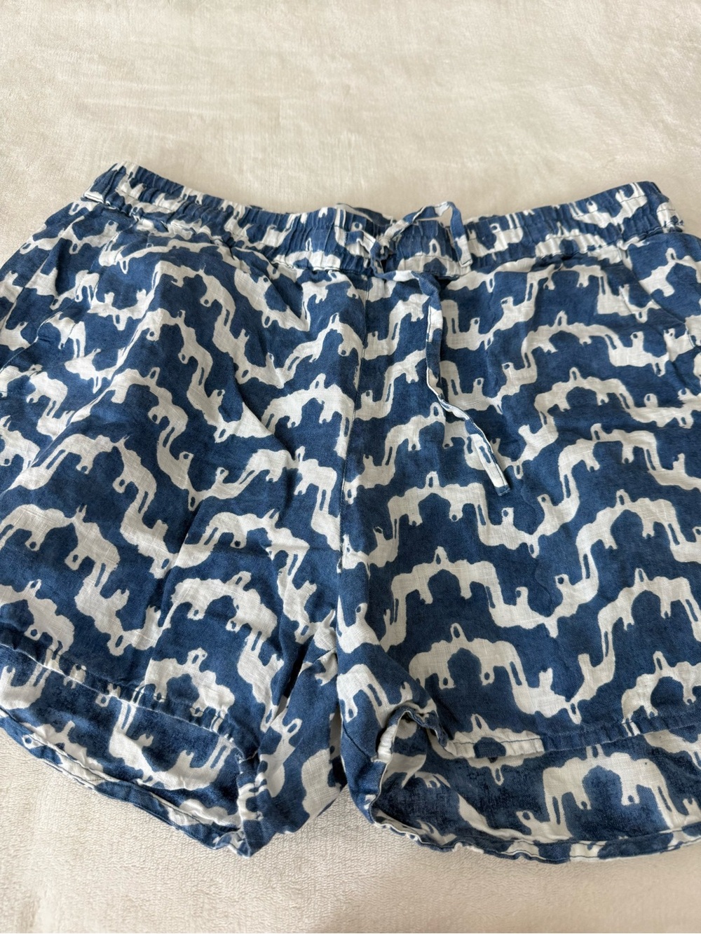 Love Brand Women’s Blue Elephant Print 100% Linen Shorts Size Large E19